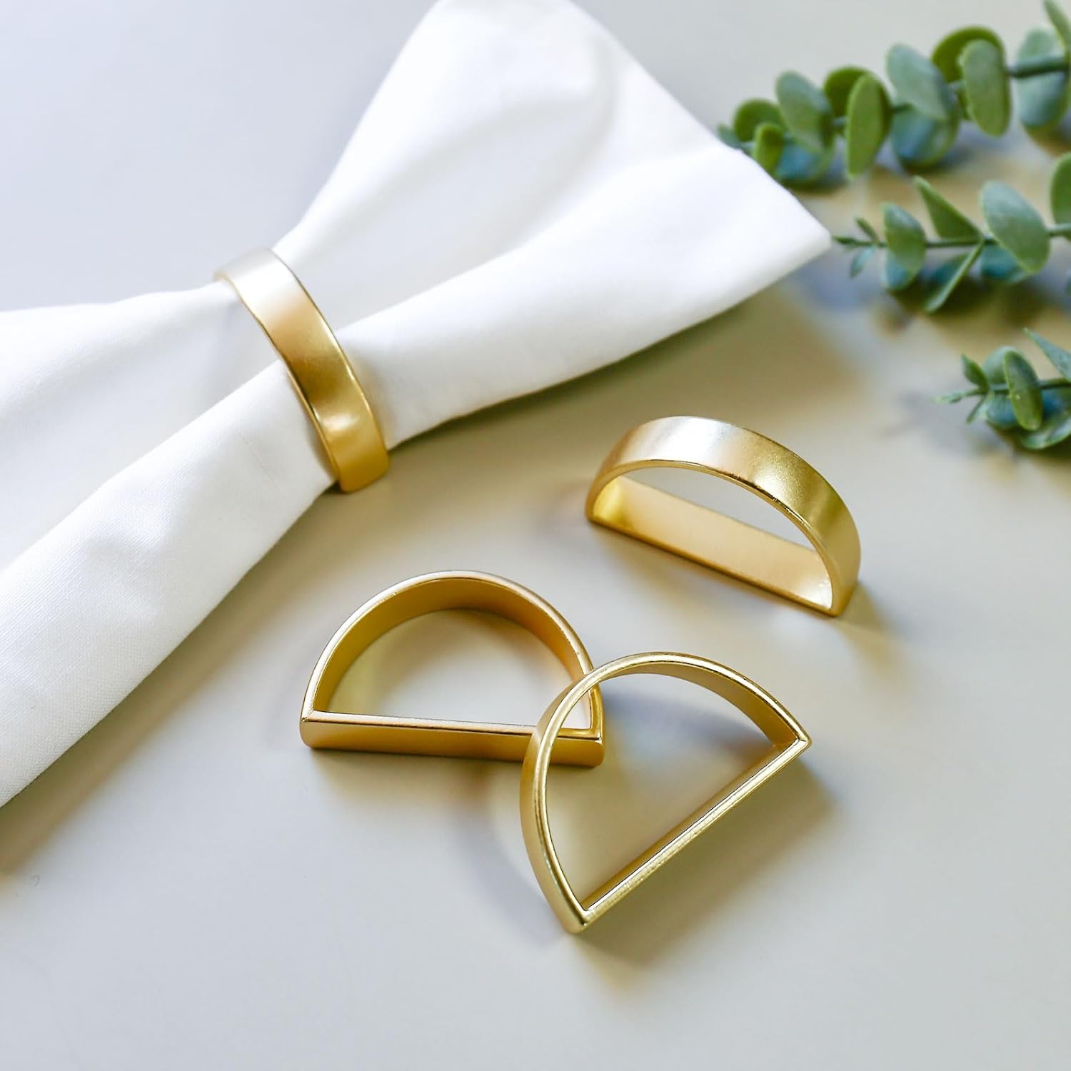 Set of 4 Gold Napkin Rings for Weddings and Parties
