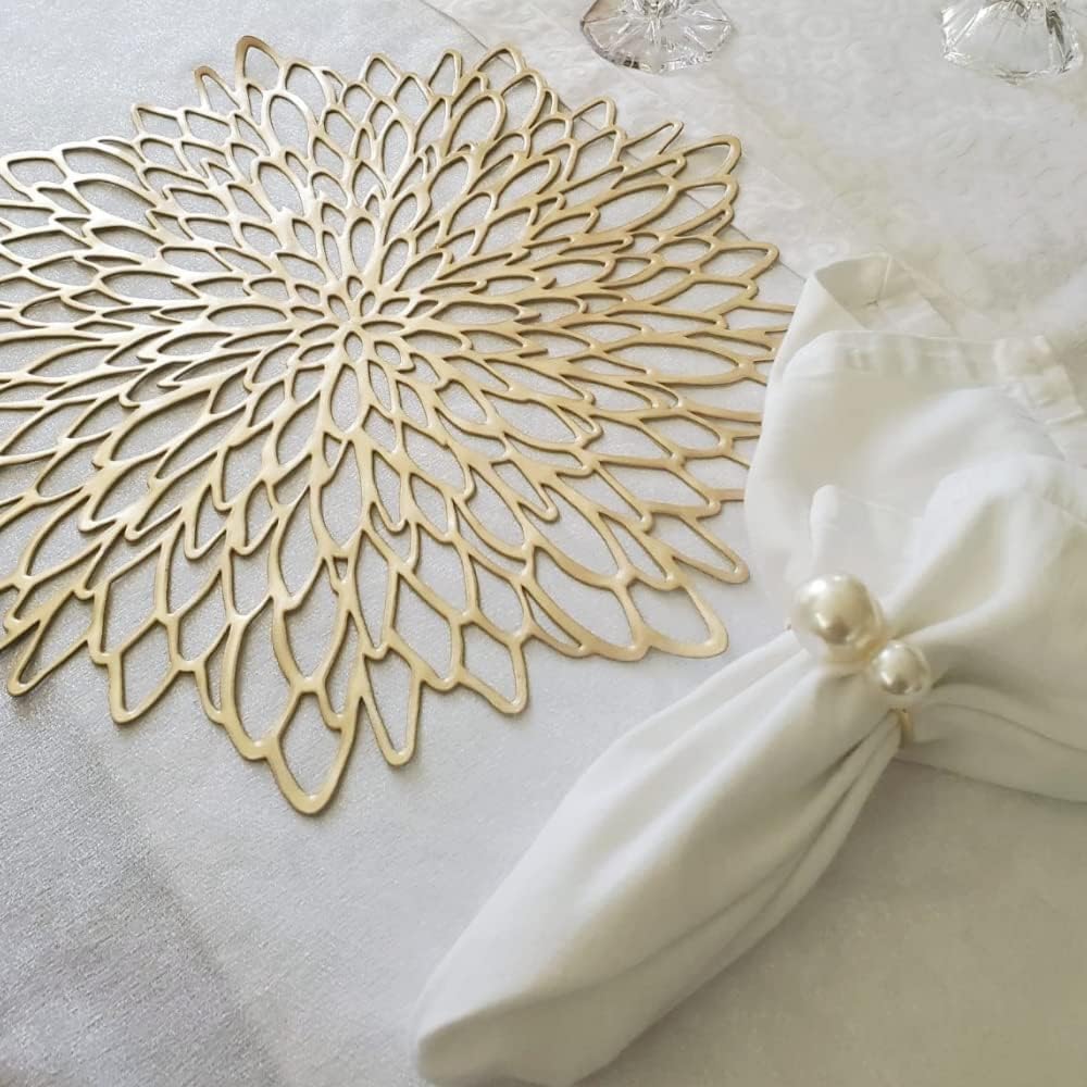 12-Piece Set of Elegant Gold Napkin Rings