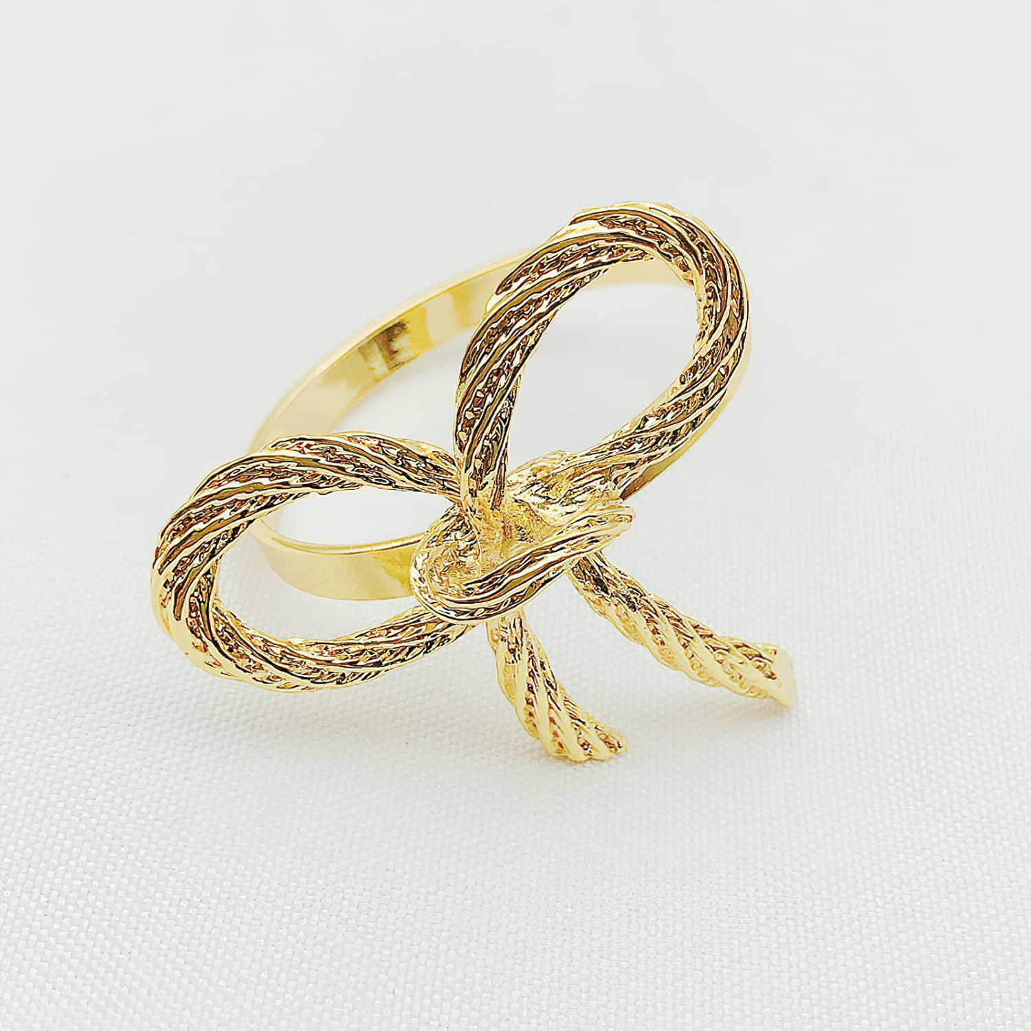Capture Elegance with 6PC Gold Napkin Rings