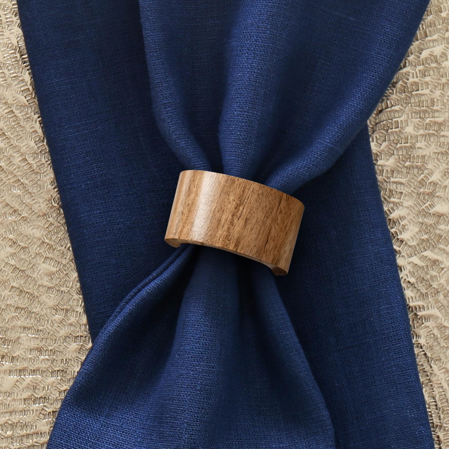 Stylish Acacia Napkin Rings Set of 6 for Weddings