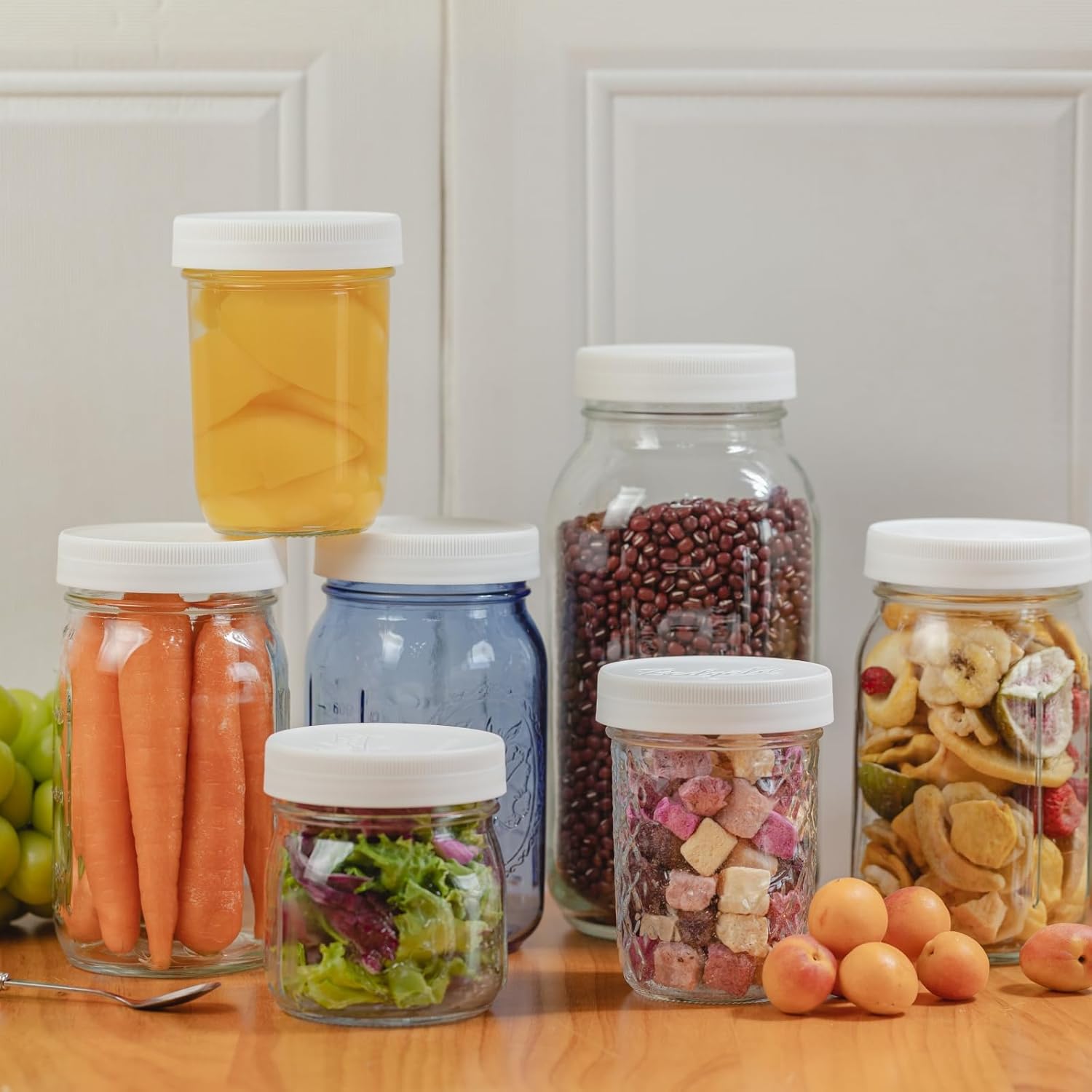Yodecy 4 Pack 32 oz Clear Mason Jars with Airtight Lids