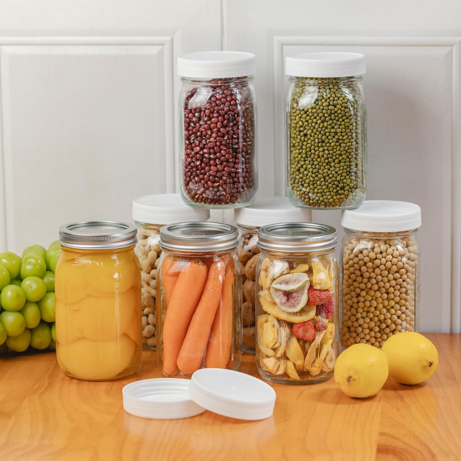 Yodecy 4 Pack 32 oz Clear Mason Jars with Airtight Lids