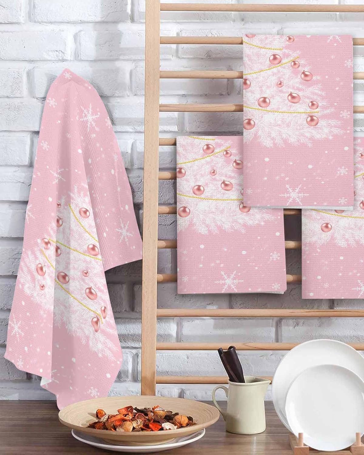 Set of Kitchen Waffle Weave Towels for Christmas with Tree Print
