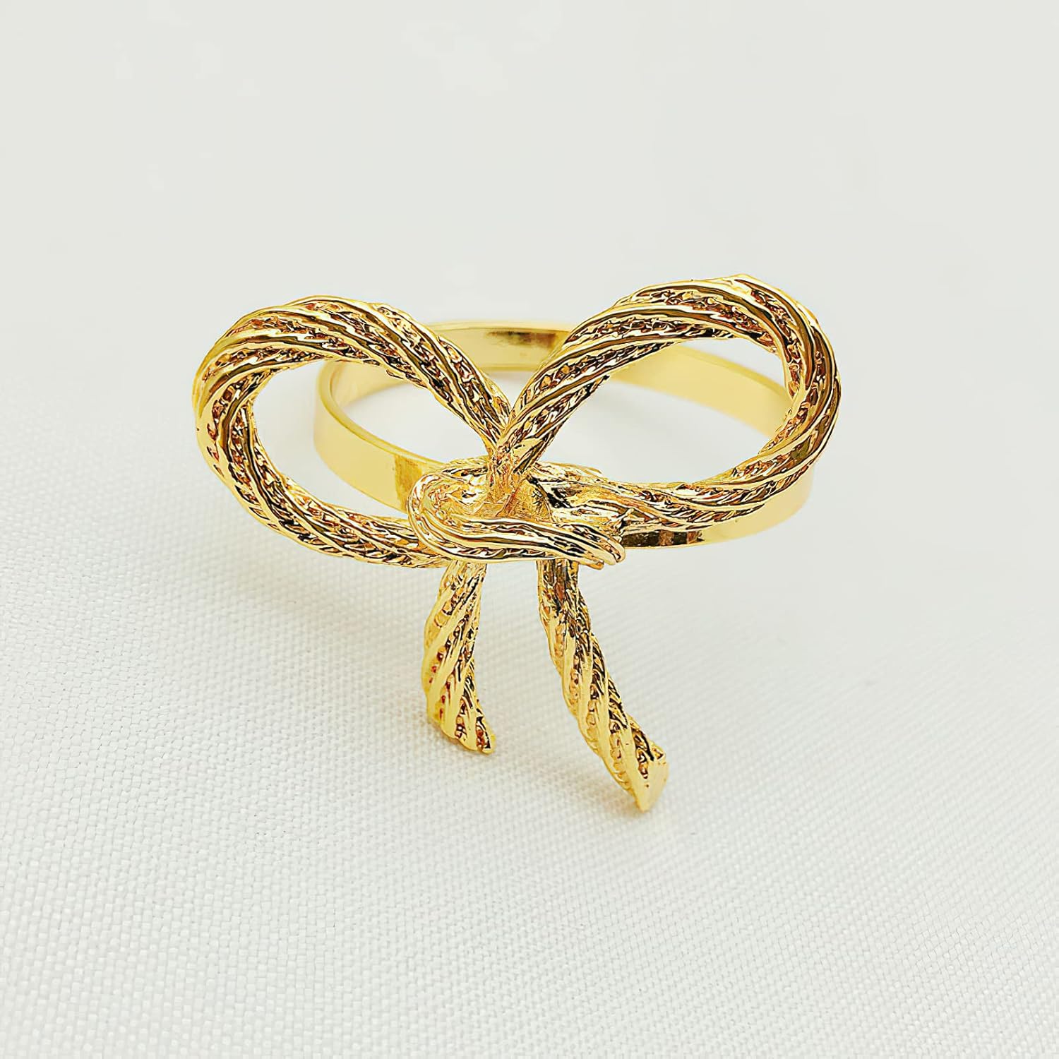 Capture Elegance with 6PC Gold Napkin Rings