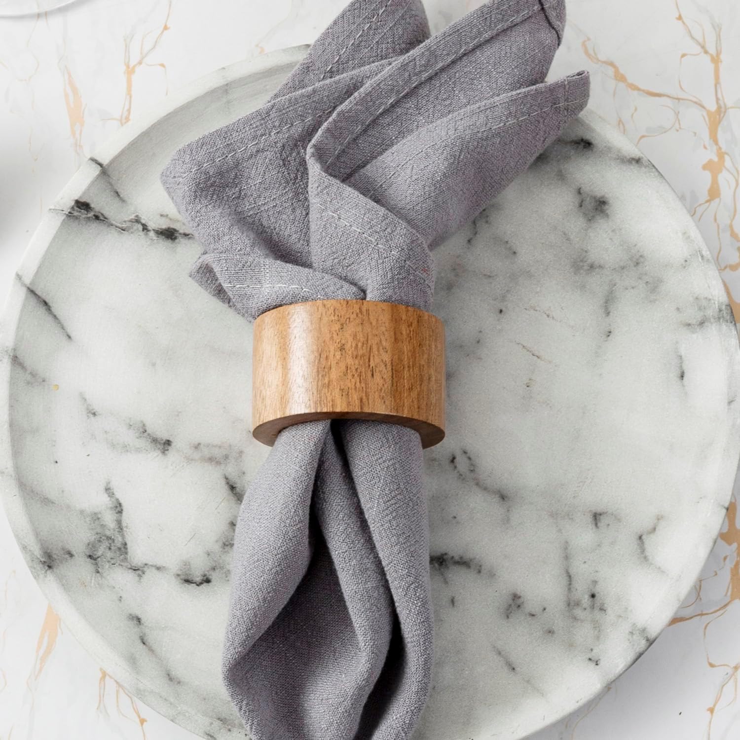 Stylish Acacia Napkin Rings Set of 6 for Weddings