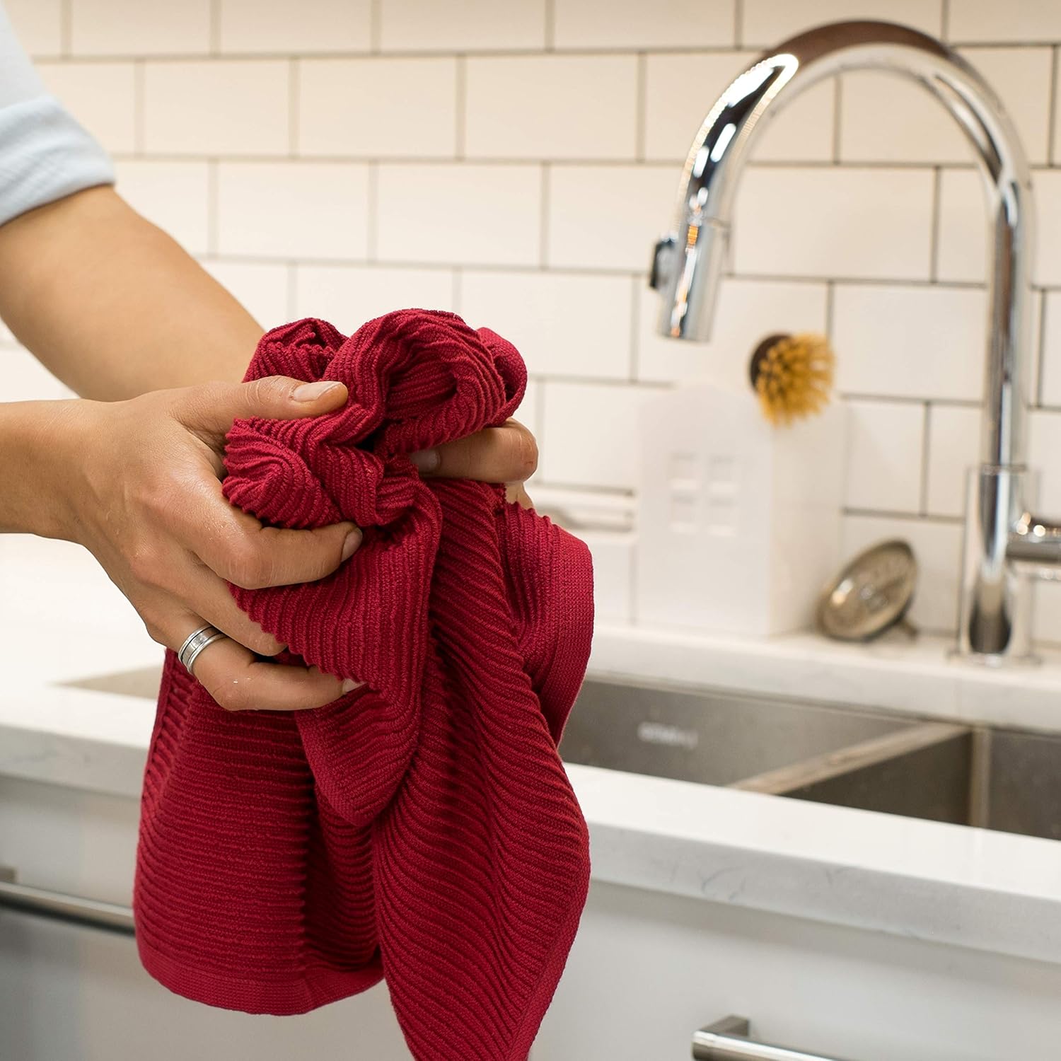 Now Designs Ripple Kitchen Towel Set 2 x Carmine Red