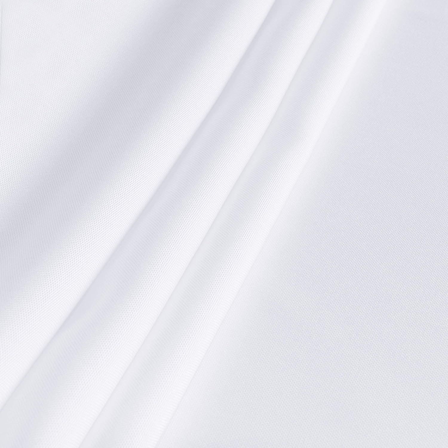 Sturdy 60x84 inch tablecloth for dining and parties