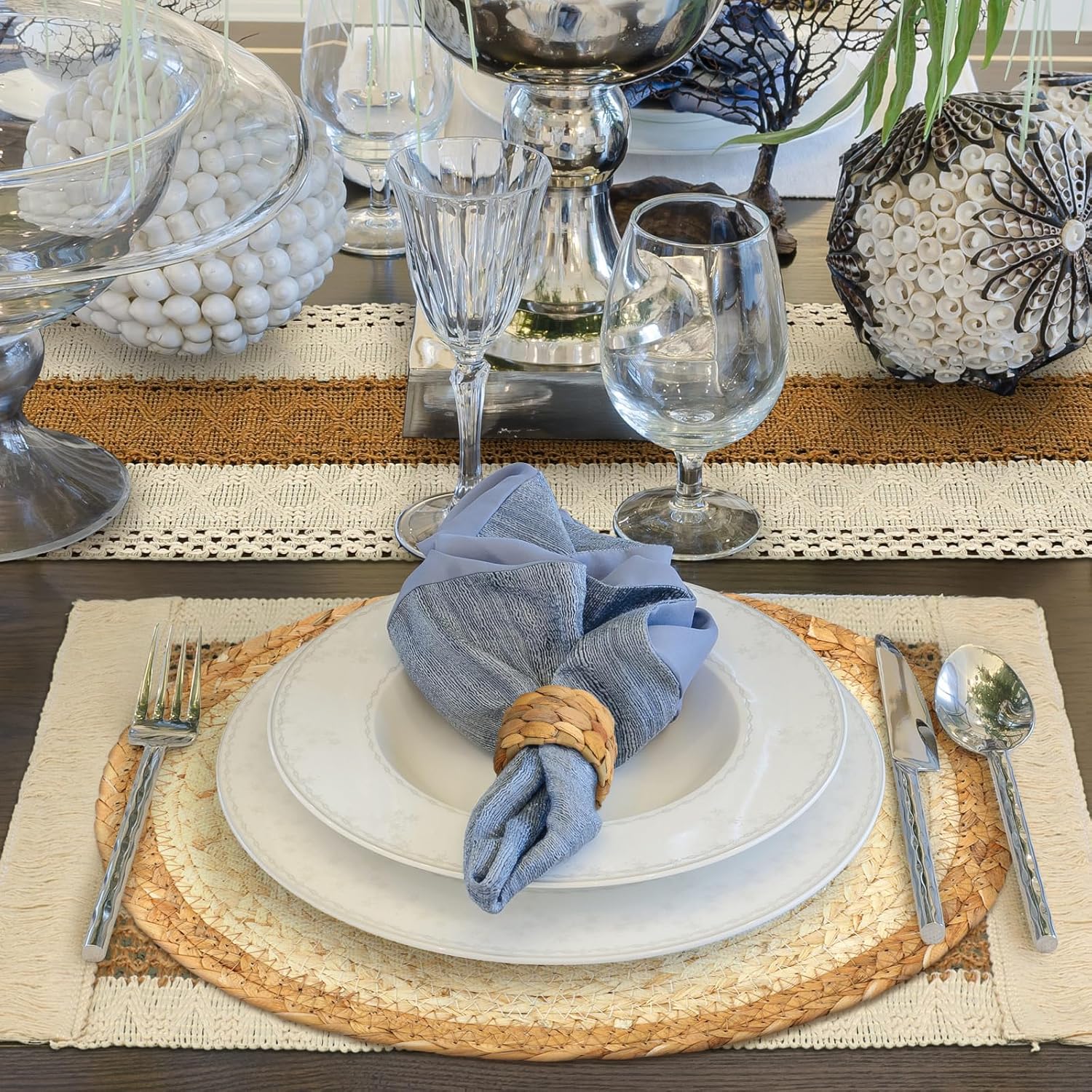 Xuhal Boho Table Runner Set - farmhouse style with tassels