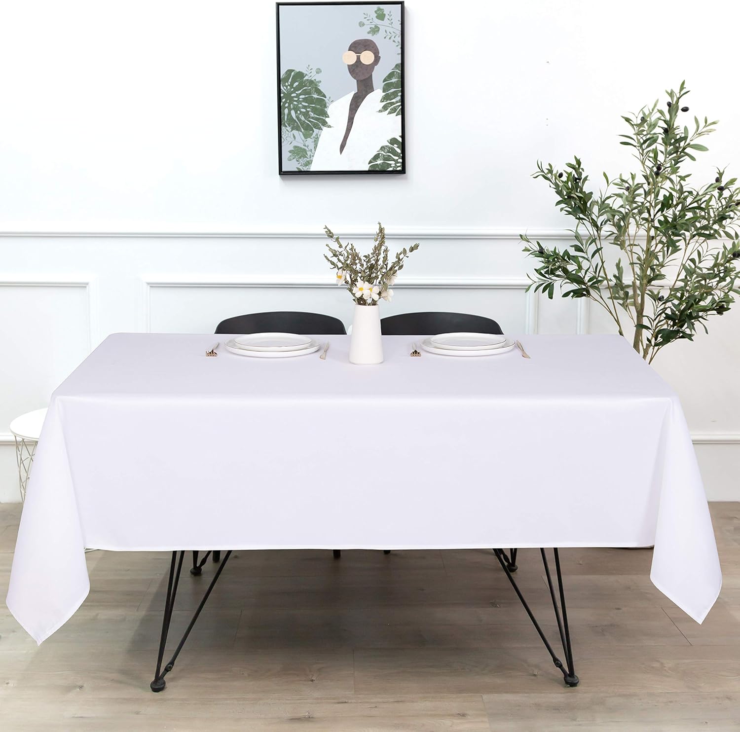 Sturdy 60x84 inch tablecloth for dining and parties