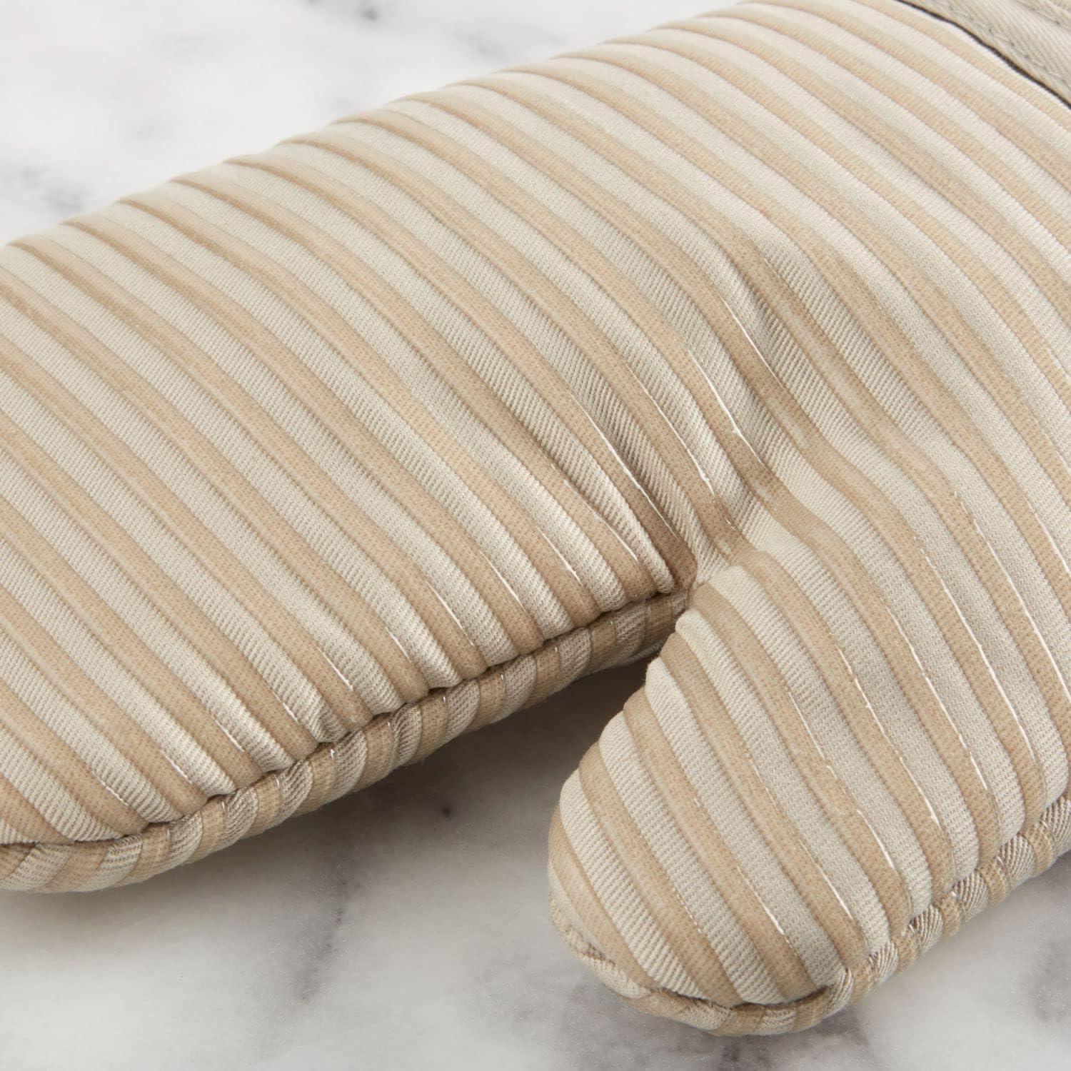 Quilted Kitchen Towels Oven Mitt 4-Pack Set