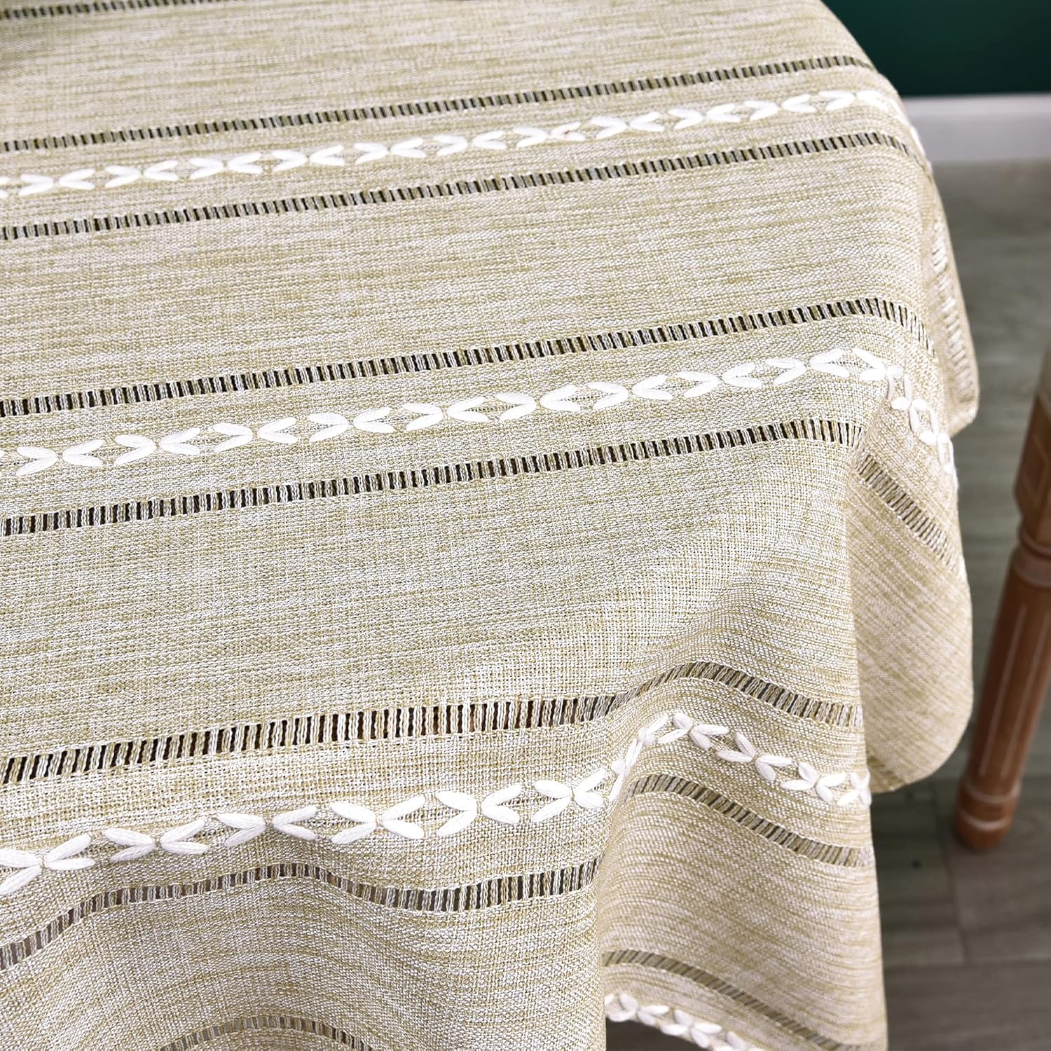 Rustic Farmhouse Linen Tablecloth