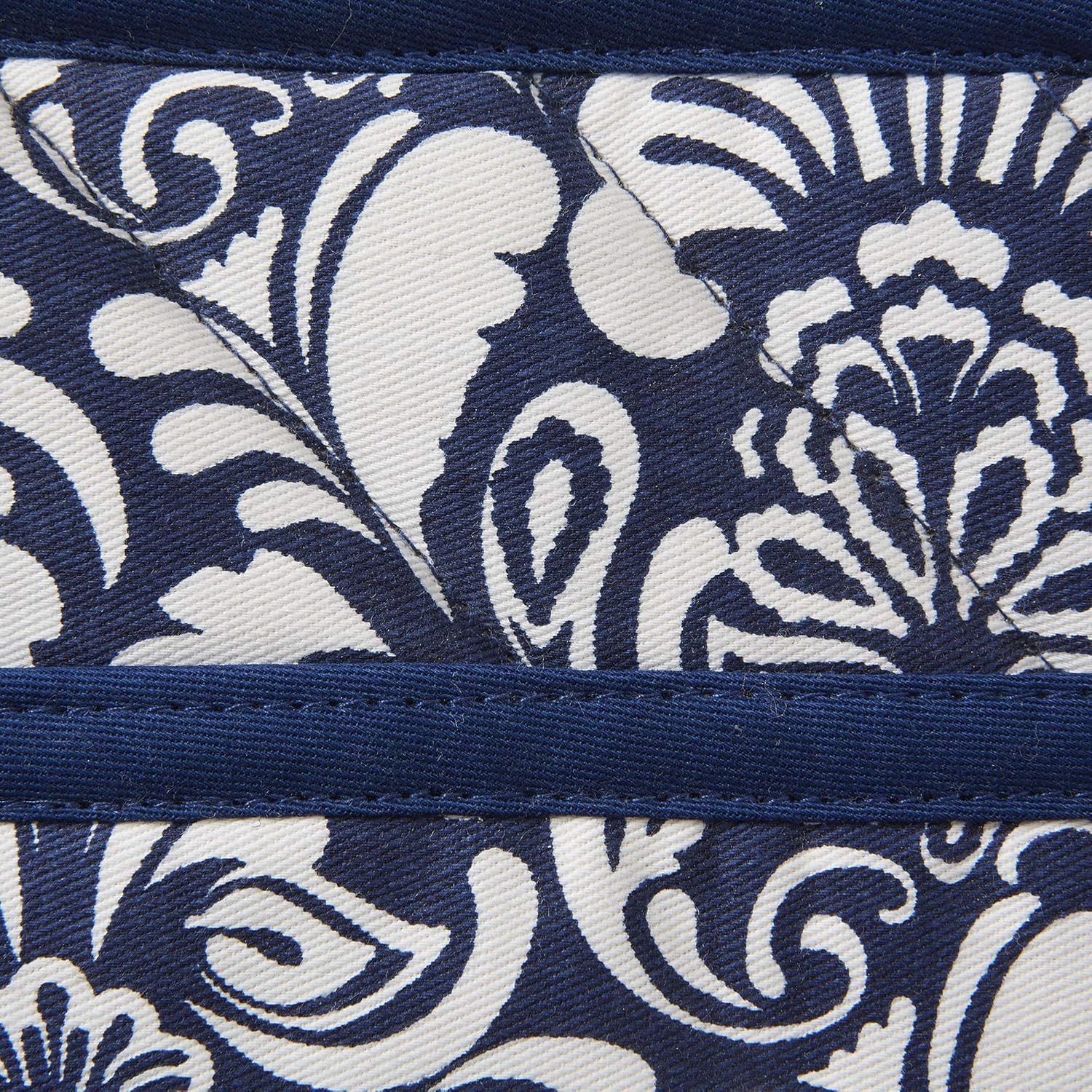 DII Quilted Kitchen Oven Mitt Potholder Set Nautical Blue Damask Print Two-Piece